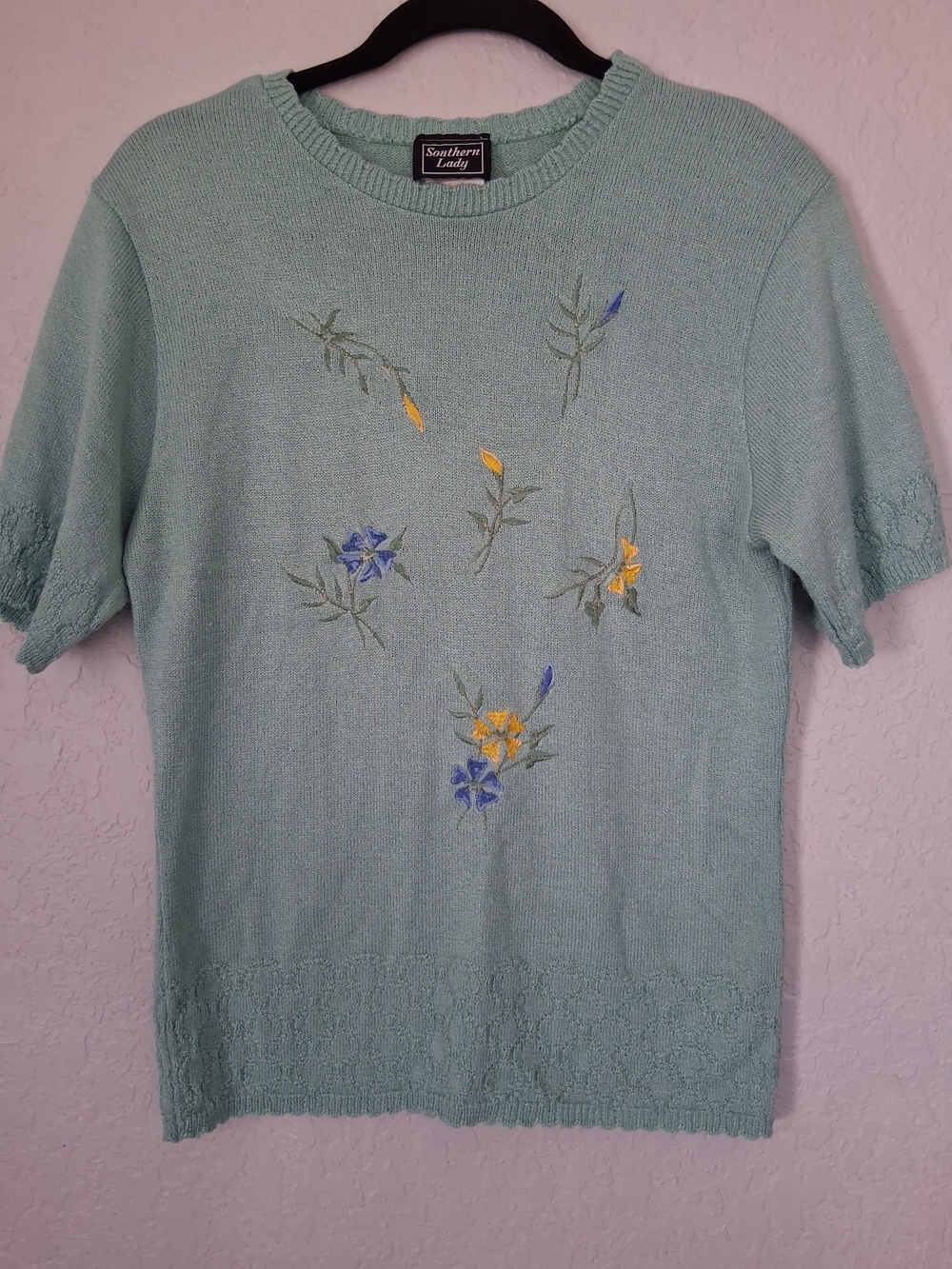 Vintage Southern Lady Teal Knit Sweater Top Medium Floral Embroidered Short Slee